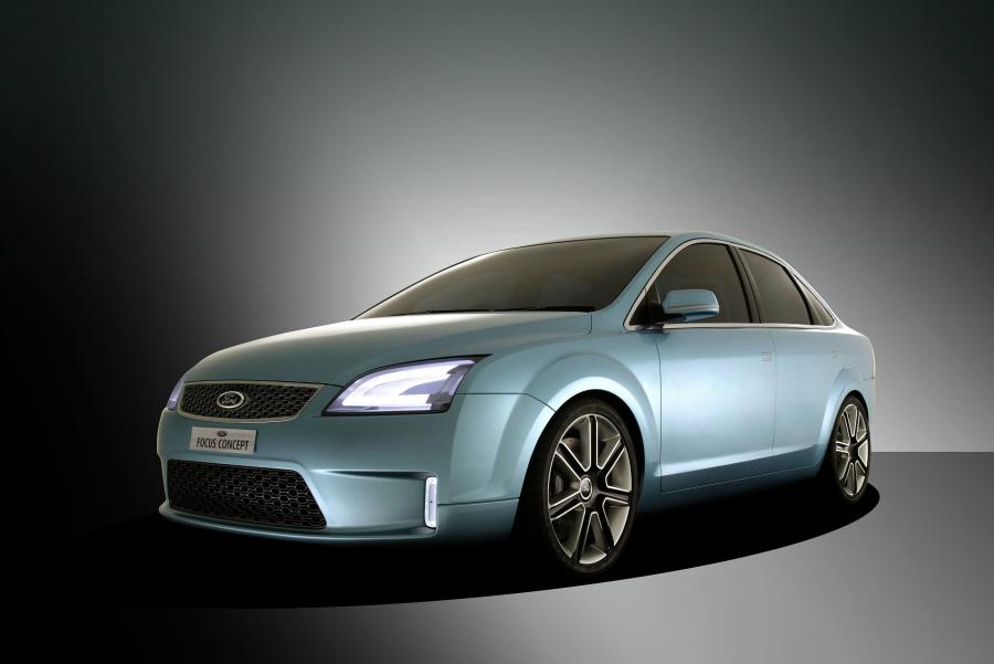  Ford Focus Concept 2004 года  (фото 7 из 14)